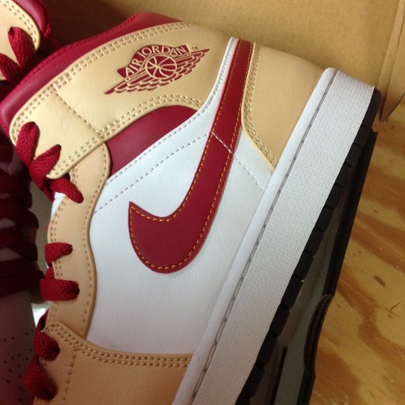 Air Jordan 1 Mid Men's White/Red/Curry Sneakers - USA Size:11.5 - New in Box - Picture 10 of 11